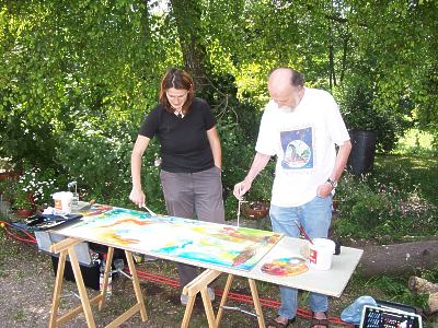 Ein gemeinsames Bild unserer Dozenten Andrea Walla und Helmut Toischer als Aktion beim Sommerfest 2008 in Leinau, ein echter "WaTo"